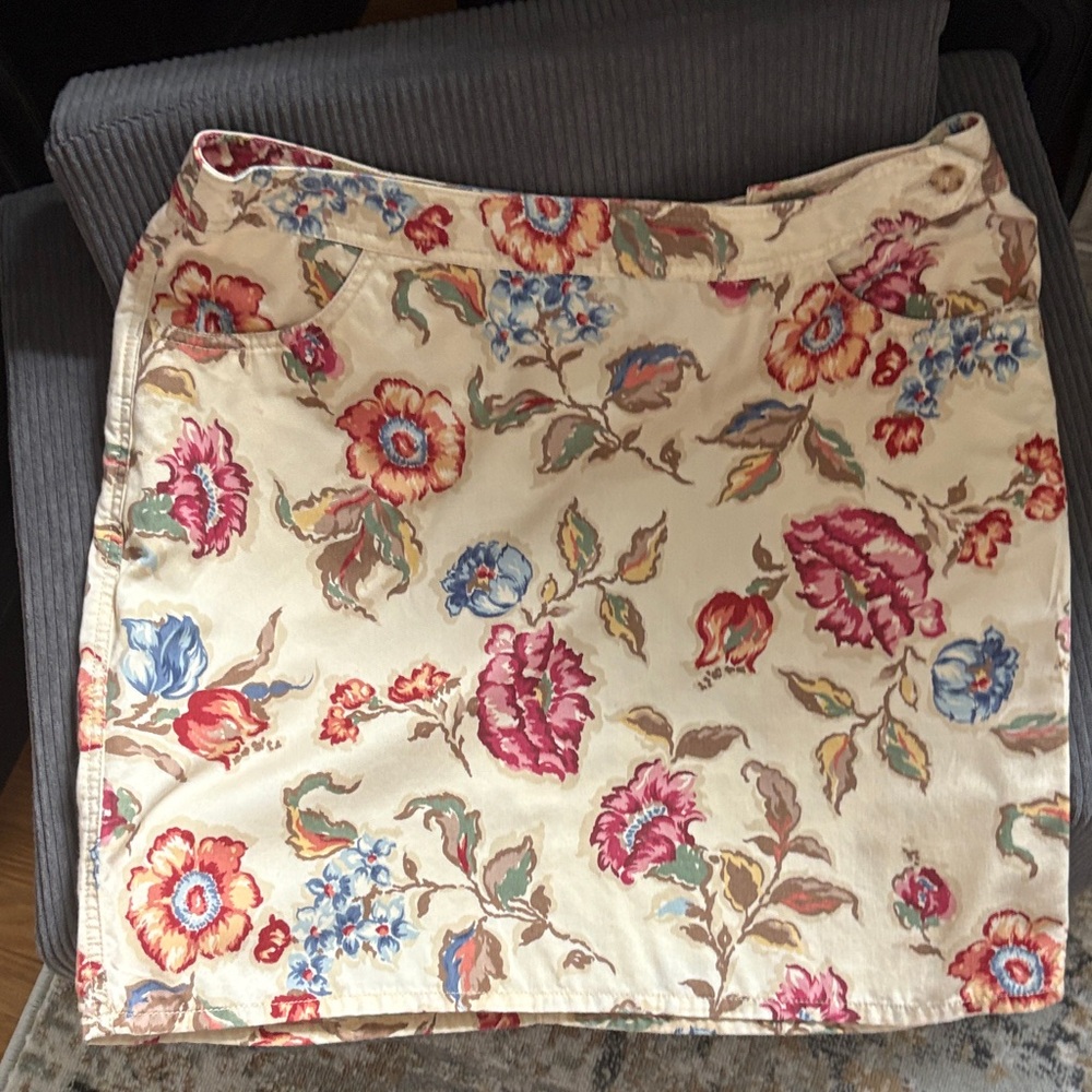Liz Claiborne Cream Floral A-Line Skirt